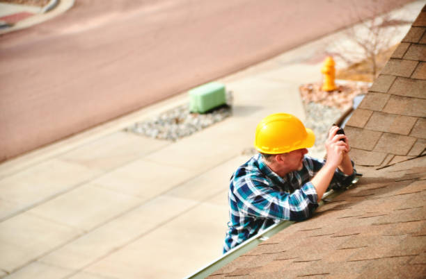 Best Flat Roof Repair Services  in Weyauwega, WI