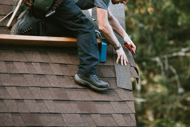 Quick and Trustworthy Emergency Roof Repair Services in Weyauwega, WI